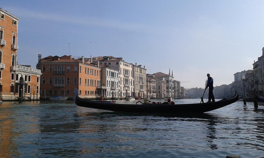 Ca' Delle Maschere Venice Exterior photo