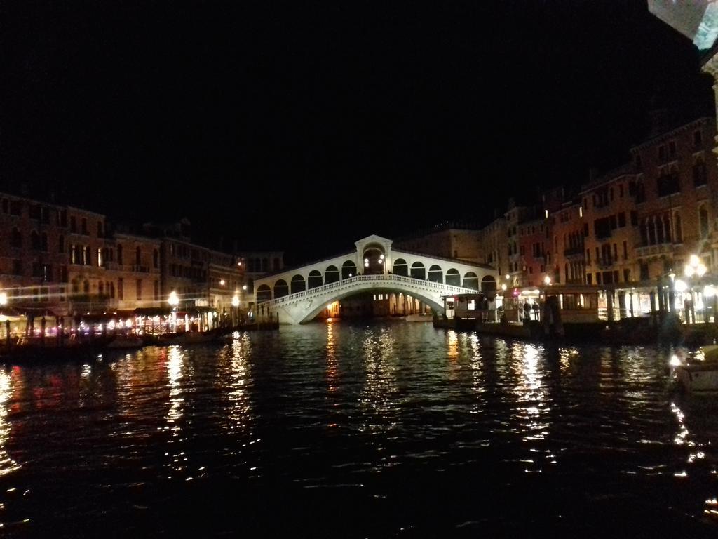 Ca' Delle Maschere Venice Exterior photo